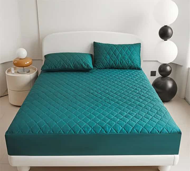 Protector De Colchon Impermeable + Fundas de Almohada de Regalo